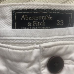 Abercrombie Men’s White Stretch Shorts 9 inc S-33.
